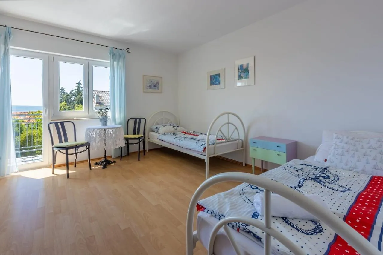 Apartment Apartman Teo Dramalj