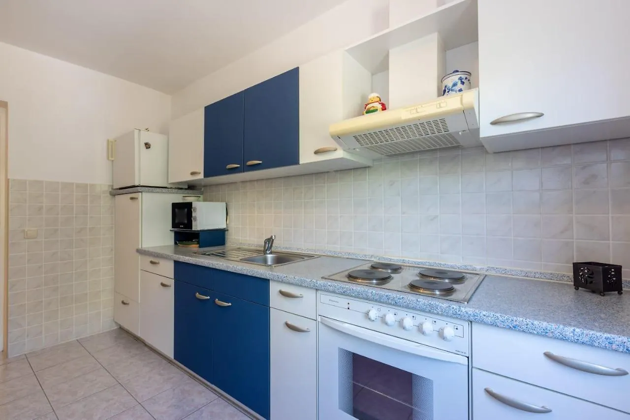 Apartment Apartman Teo Dramalj